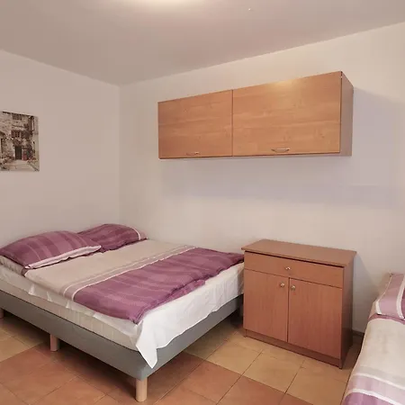 Siodemka Quarto em Acomodações Particulares Darlowko